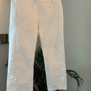 Cropped white pants